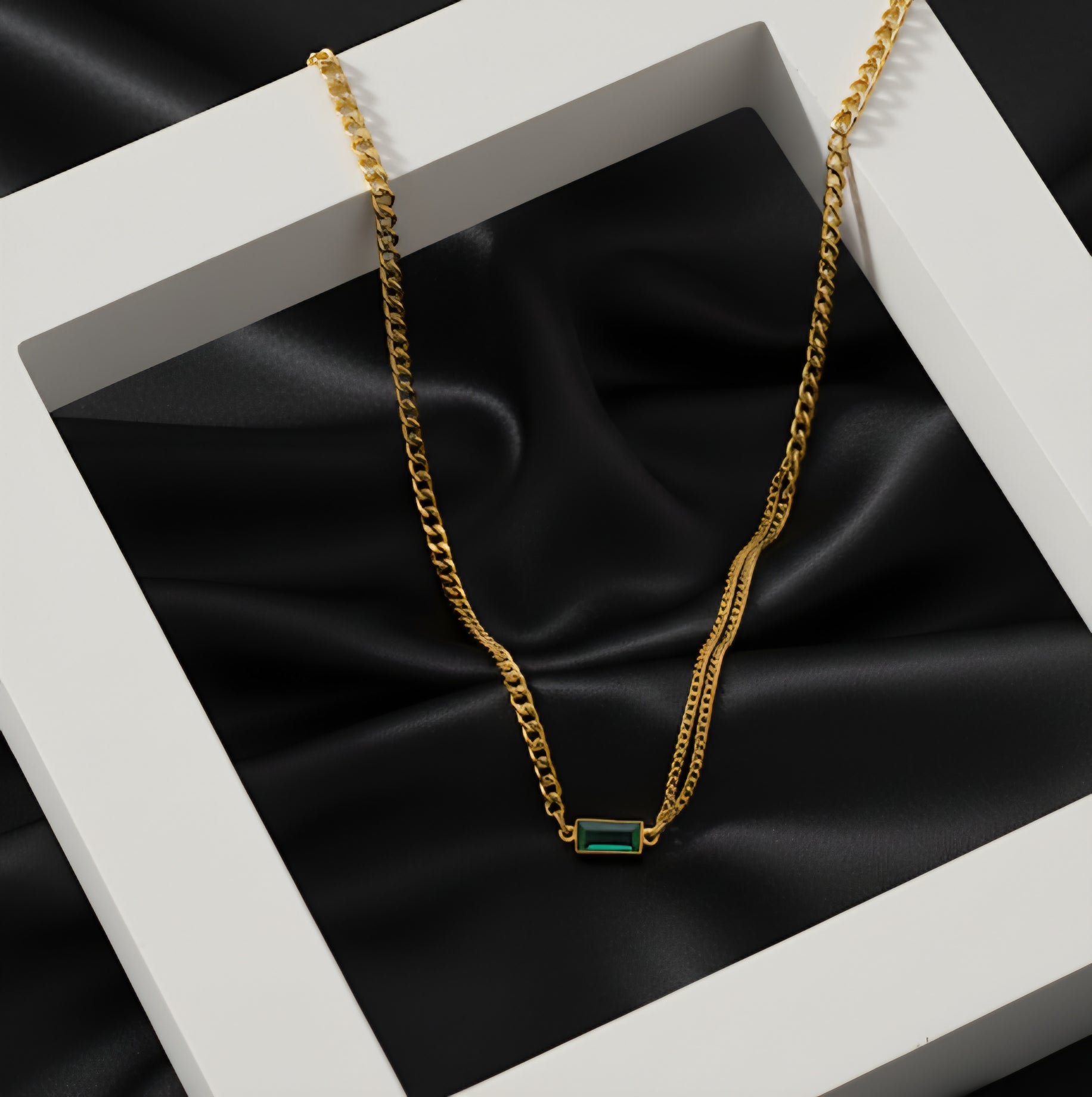 Emerald Rectangle Pendant