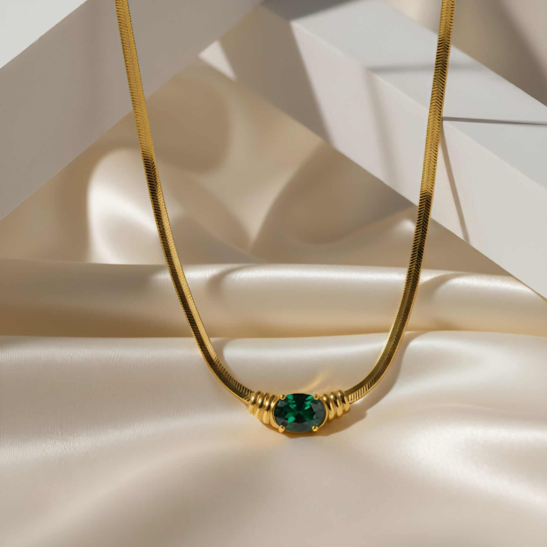Emerald Oval Pendant