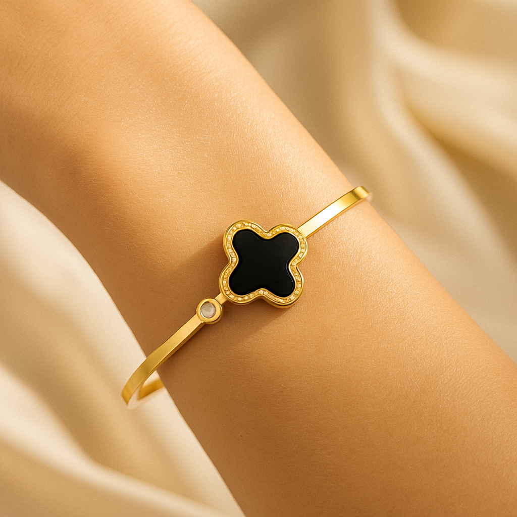 Noir Clover Cuff