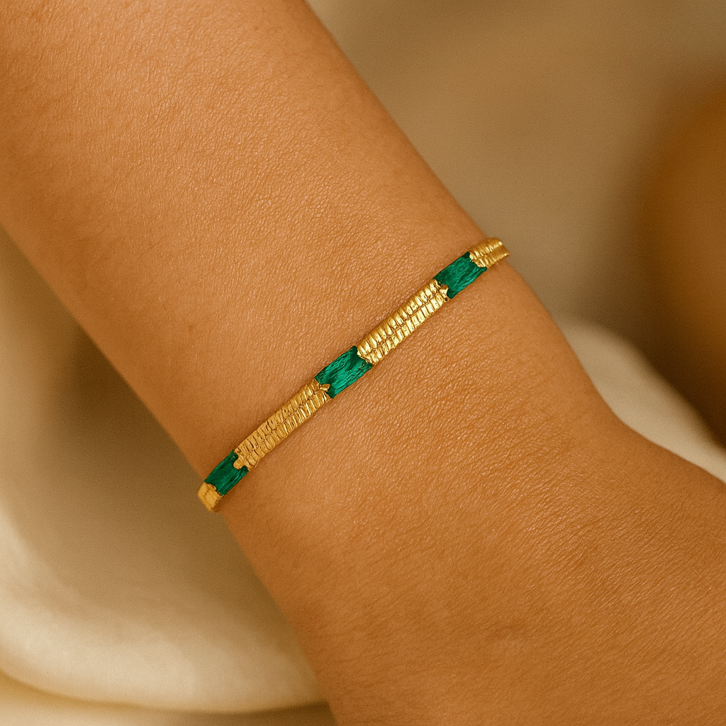 Emerald Trace Bracelet