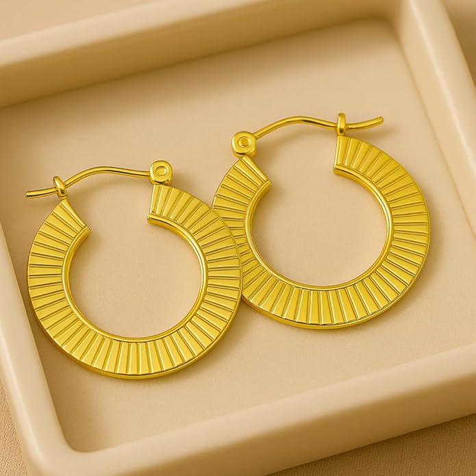 Ribbed Luxe Hoops