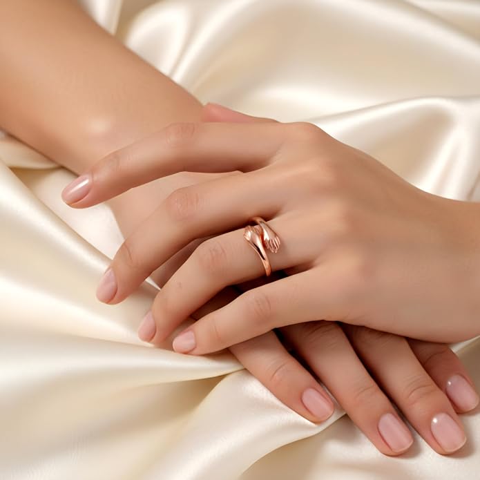 Hug Embrace Ring (Rose Gold)