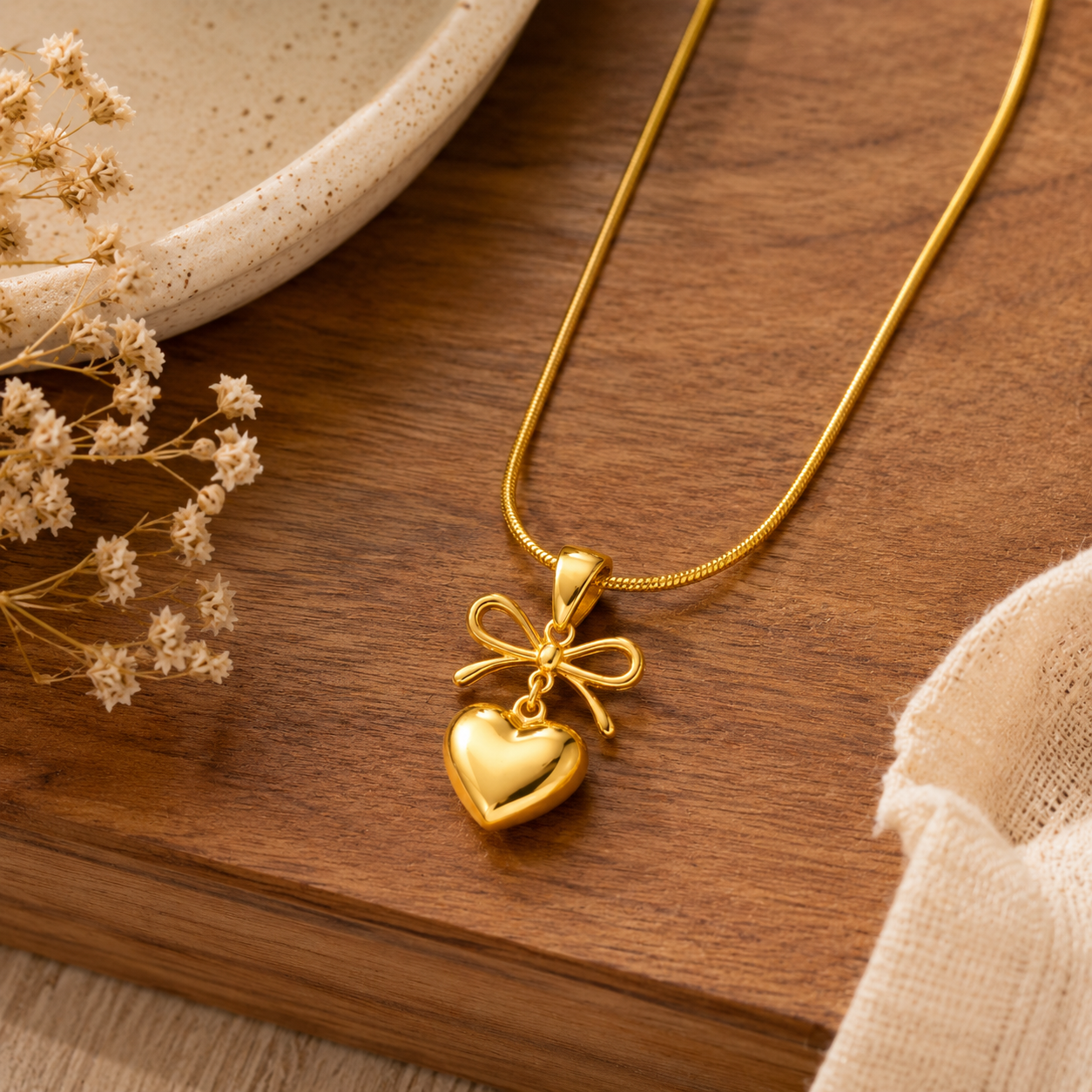 Glossy Bow Heart Pendant