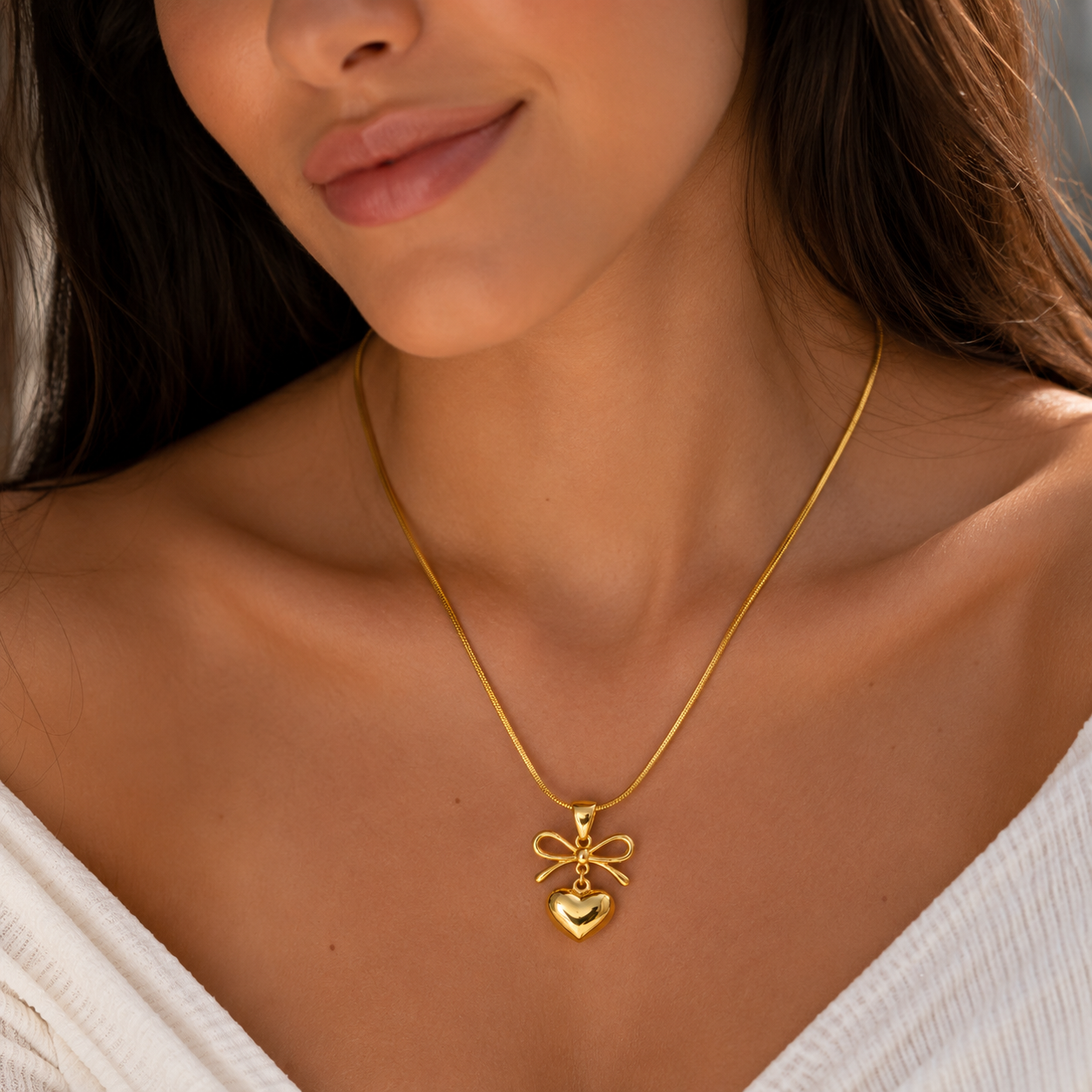 Glossy Bow Heart Pendant