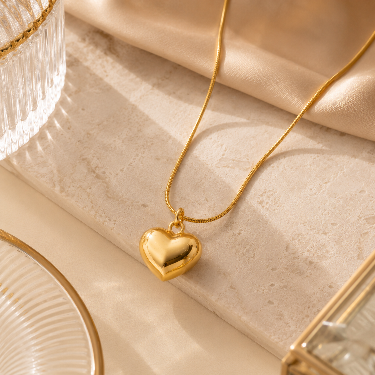 Glossy Heart Pendant