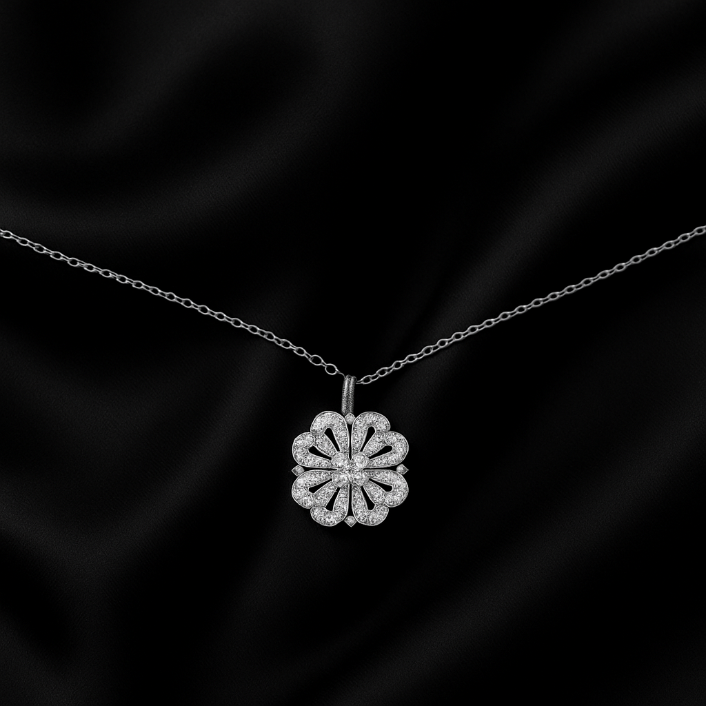 Silver Clover Locket