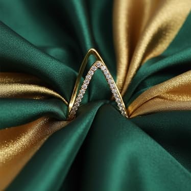 Chevron Vanki Gold Ring